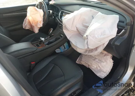 2018 Buick Lacrosse Essence from USA, damaged, VIN 1G4ZP5SS5JU113771